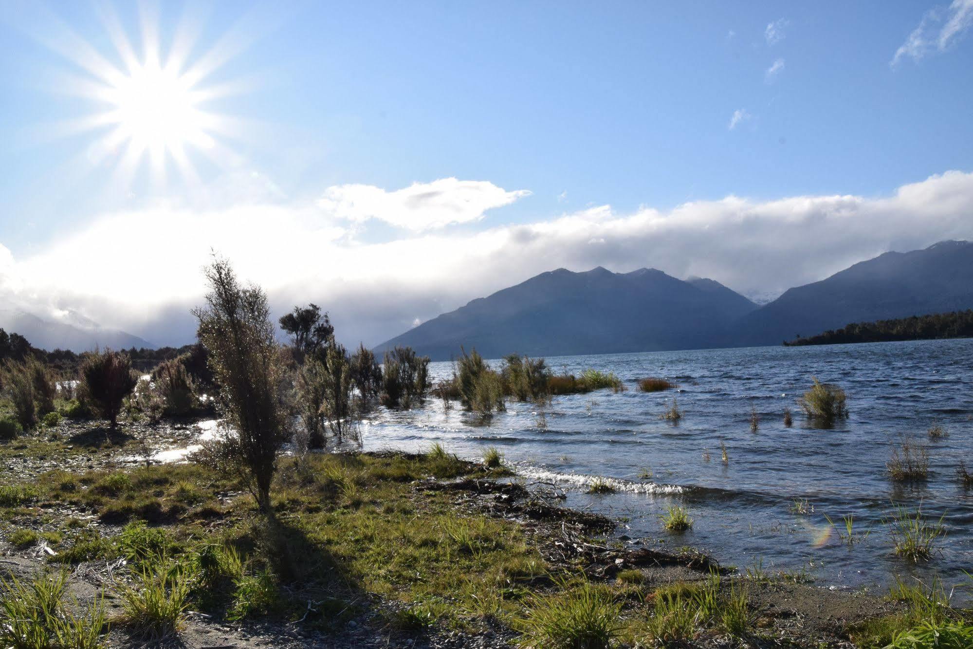 Te Anau Downs 피오르랜드 내셔널 파크 롯지 빌라 외부 사진